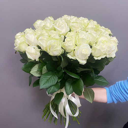 51 белая роза под ленту  ( 50 см)