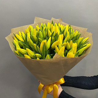 Букет из 99 желтых тюльпанов