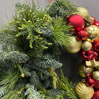 Венок из нобилиса и мережки с односторонним декором