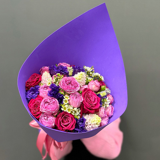 Конверт с розами Мисти Баблс и розовыми гиацинтами