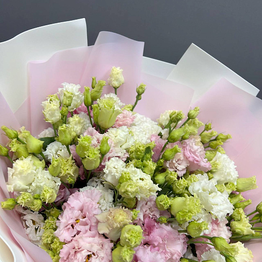 Микс из махровой эустомы (19 шт) с доставкой в Москве