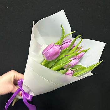 Букет из 5 пионовидных тюльпанов Дабл Прайс