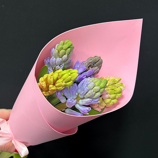 Микс  из 5 гиацинтов в розовом фоамиране с доставкой в Москве