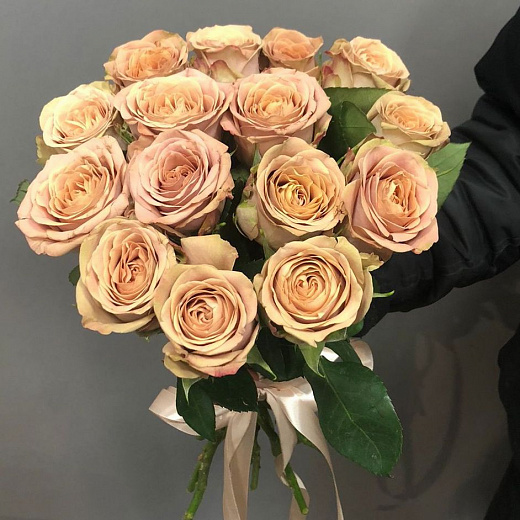 Розы Капучино - букет из 15 роз под ленту