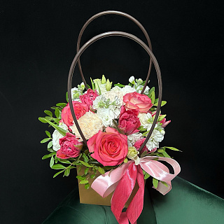 Крафтовая сумка с цветами