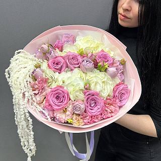 Микс из сиреневых роз, гортензий и эустомы