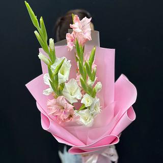 Микс из 5 гладиолусов в розовом фоамиране