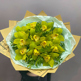 Букет из зеленых орхидей ( 11 шт)
