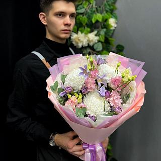 Осенний микс с сезонной крымской хризантемой и клематисом 