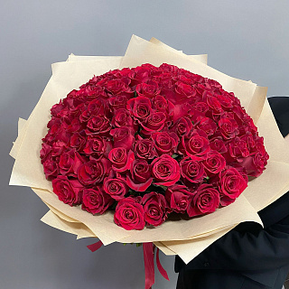 Букет из 99 красных Эквадорских роз ( 50 см)