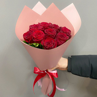 Букет из 9 красных роз ( 50 см)