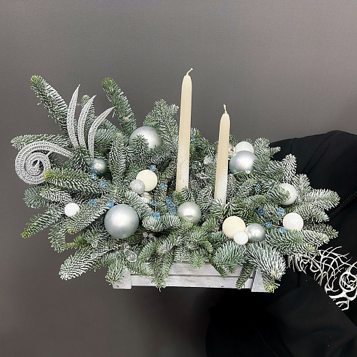 Белый ящик с Новогодним декором и 2-мя свечами